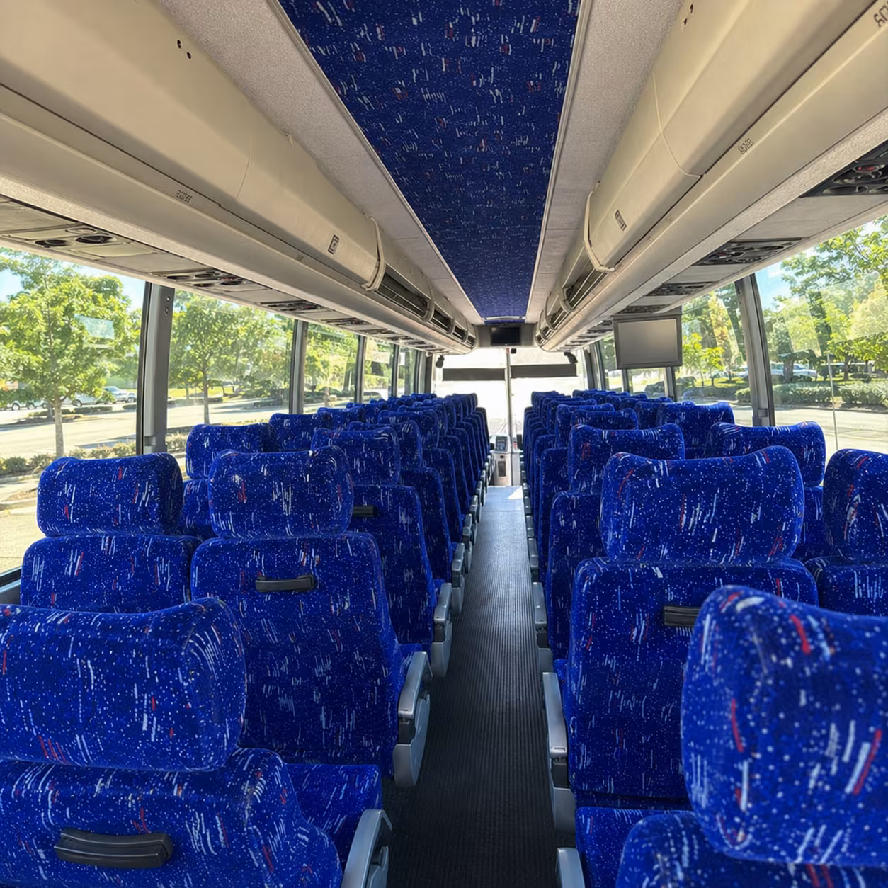 charter buses to the kansas state capitol and downtown topeka
