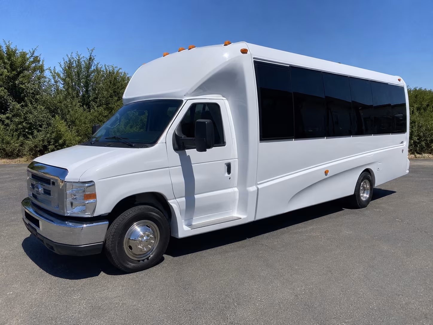 quinceanera sweet 16 party bus rental